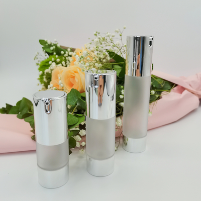 ราคาโรงงานสีเงินเงา 15ml, 30ml, 50ml บรรจุภัณฑ์สกินแคร์ขวดสุญญากาศสุดหรู 2022