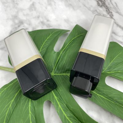ขวดสุญญากาศสี่เหลี่ยมโรตารี่ 15ml 30ml 50ml Double Wall Silk Screening Matte บรรจุภัณฑ์ขวด